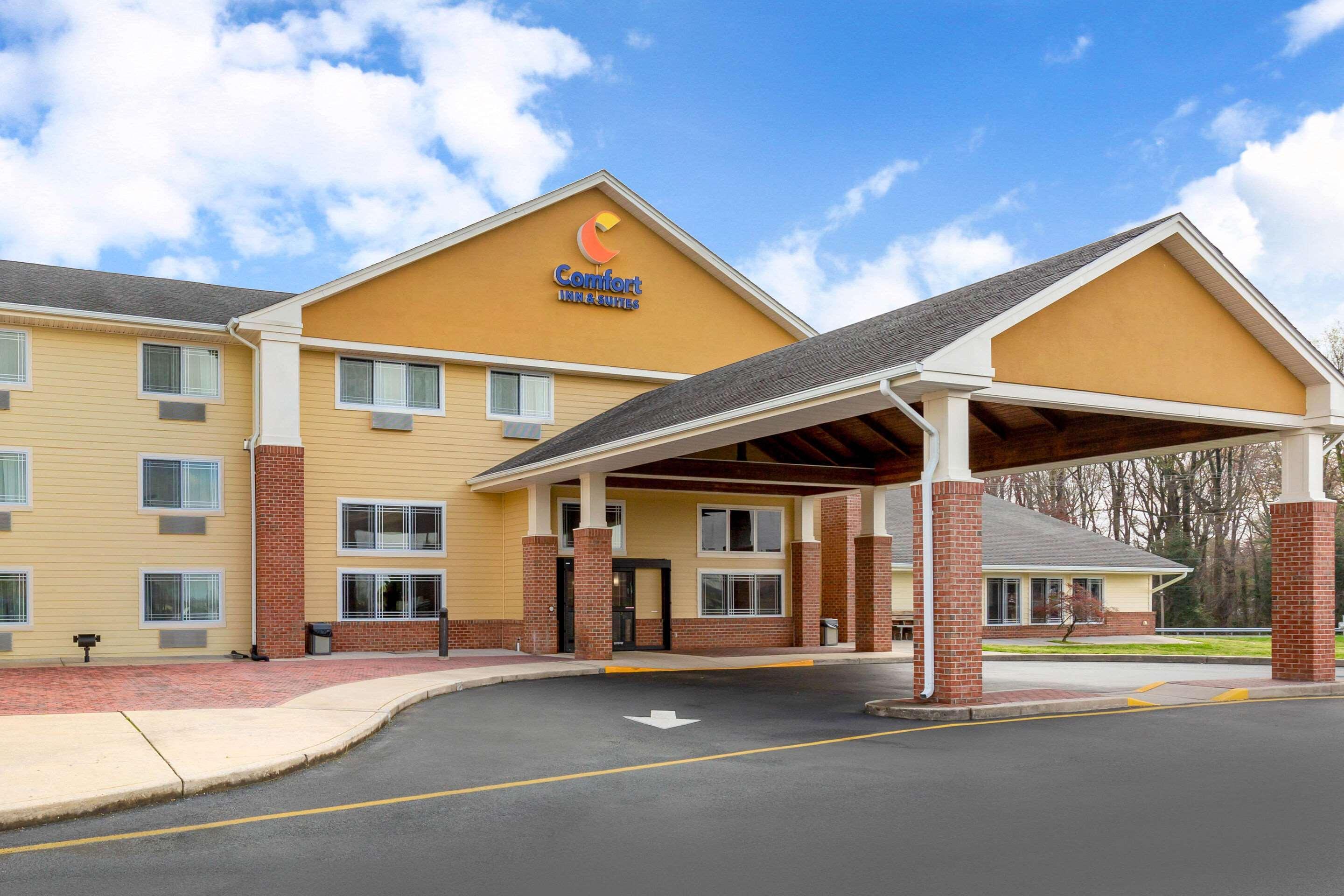 Comfort Inn & Suites Milford Exterior foto